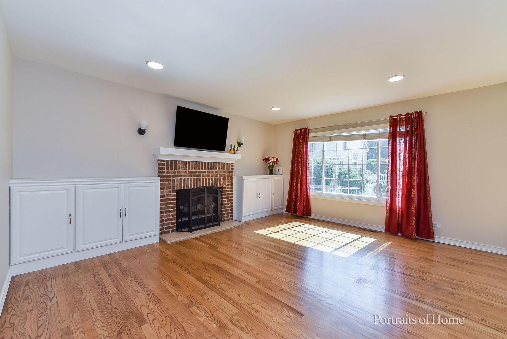 1302 Dunbarton Drive Property Photo 9