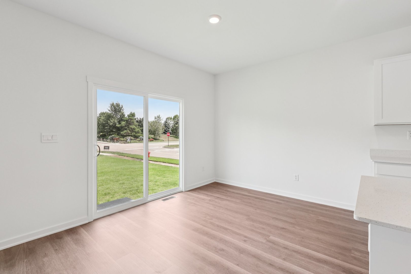 13522 S Coronado Circle Property Photo 10