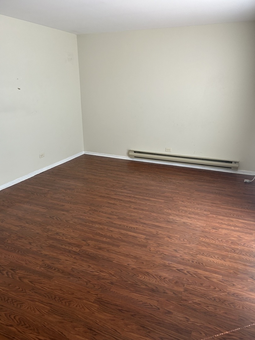 330 Shorewood Drive 3b Property Photo 4