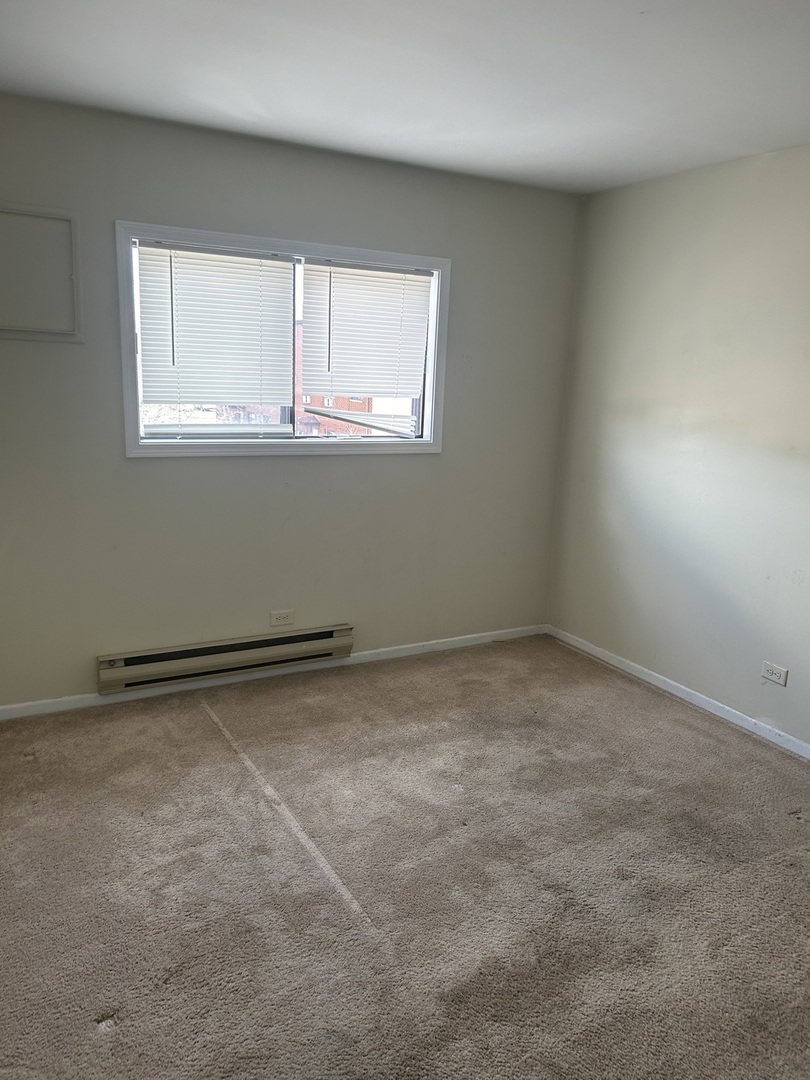 330 Shorewood Drive 3b Property Photo 5