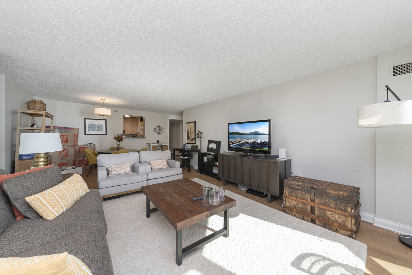 195 N Harbor Drive 3604 Property Photo 3