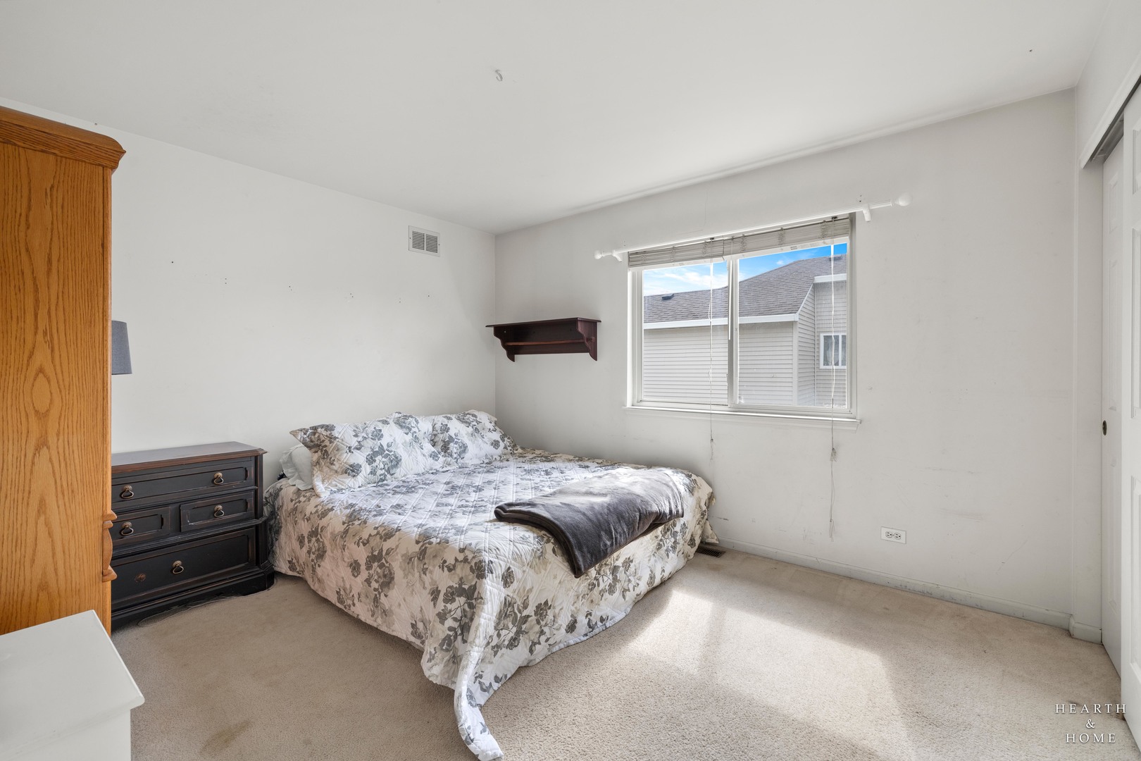 521 Winslow Way Property Photo 34