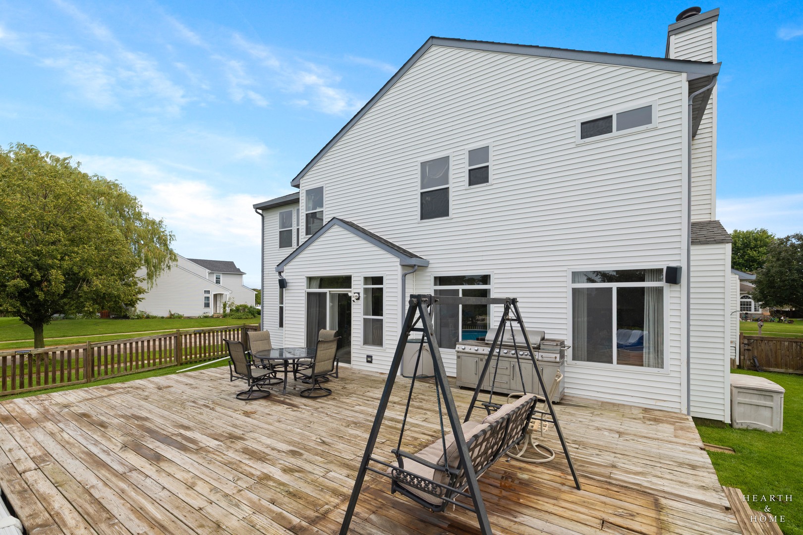 521 Winslow Way Property Photo 41