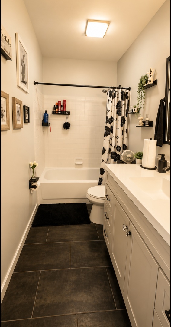 210 Glengarry Drive 109 Property Photo 14