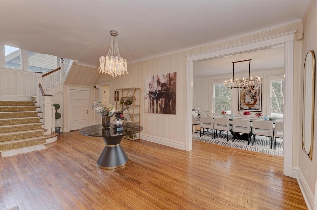 1499 Sheridan Road Property Photo 3