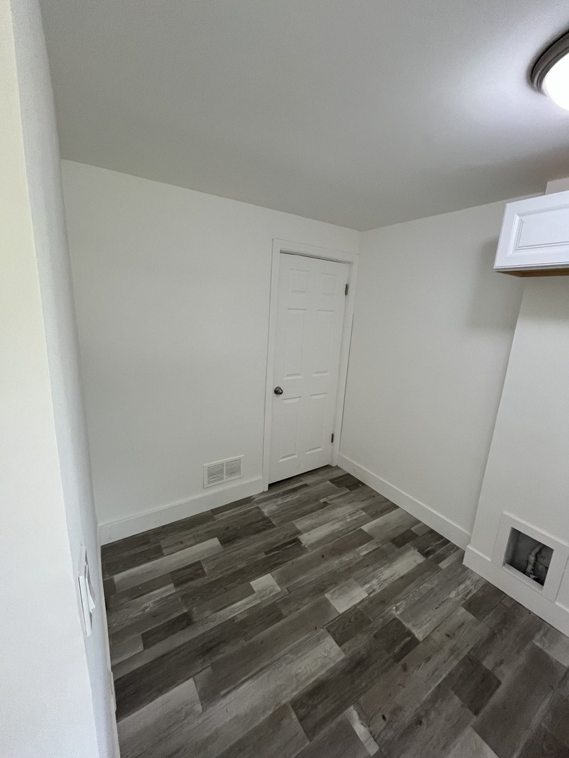 650 E 105th Place Property Photo 12