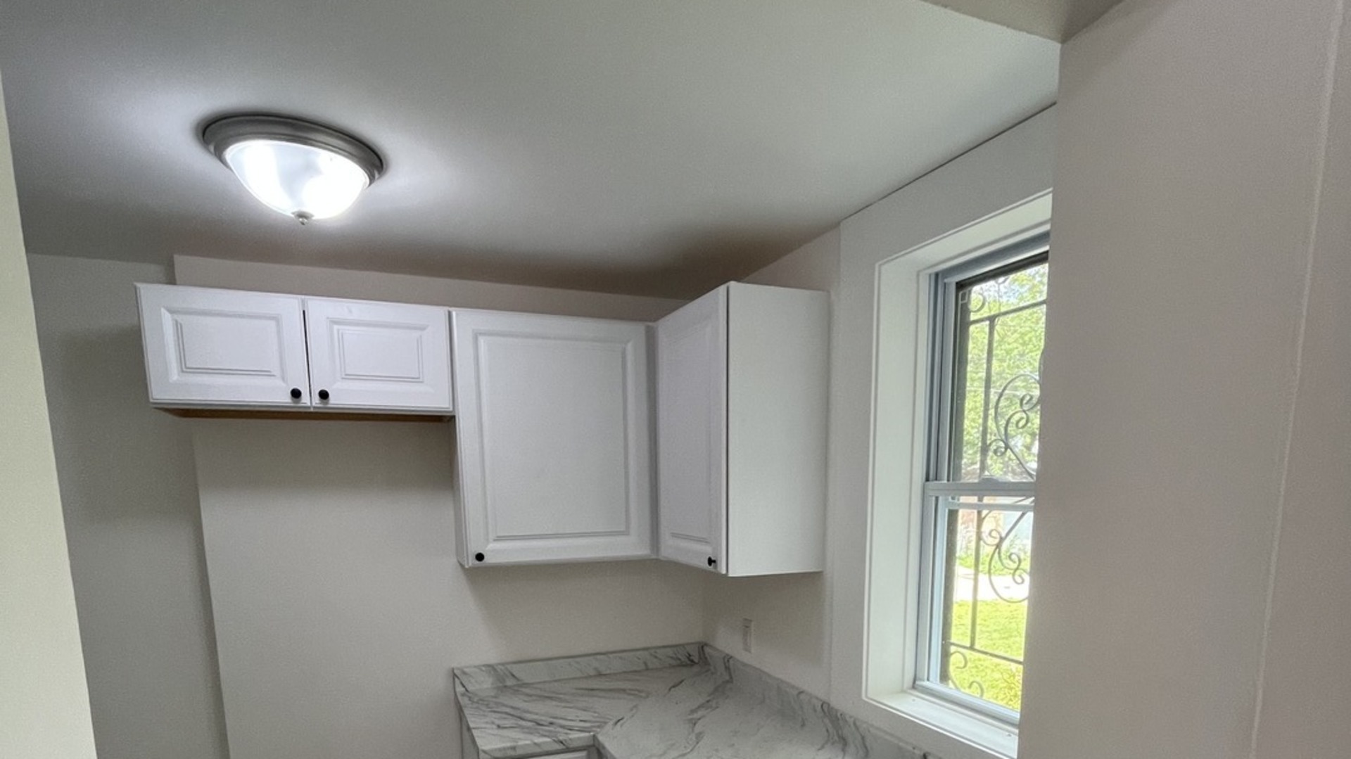 650 E 105th Place Property Photo 13