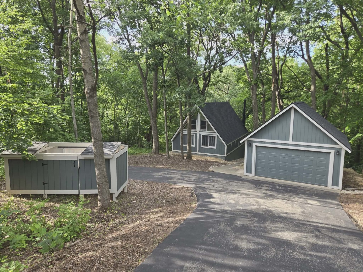 5 Mosswood Path Property Photo 2