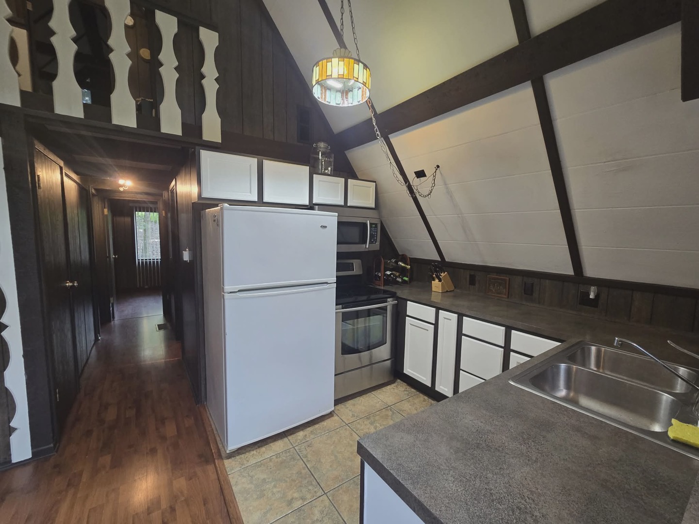 5 Mosswood Path Property Photo 17