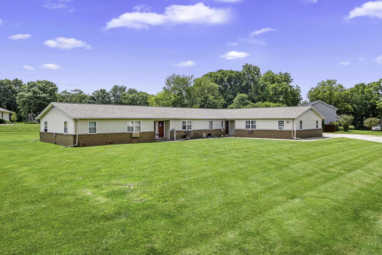 1620 Suydam Road Property Photo 1