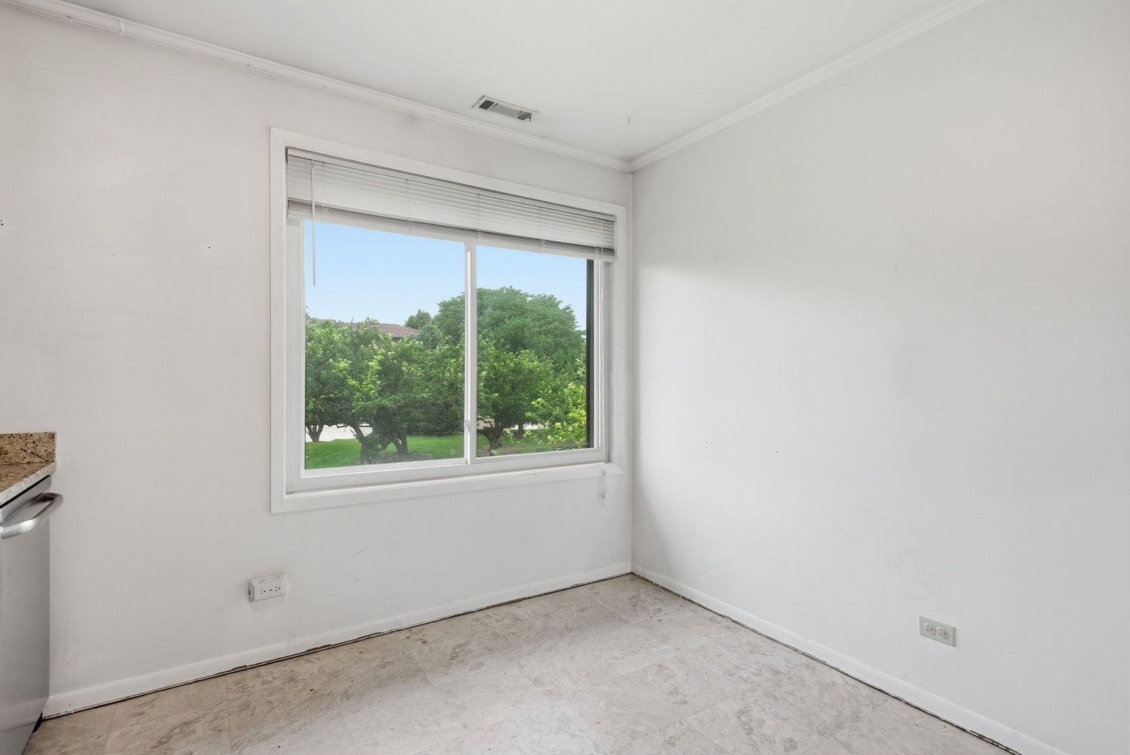 6224 Trinity Drive 2a Property Photo 12