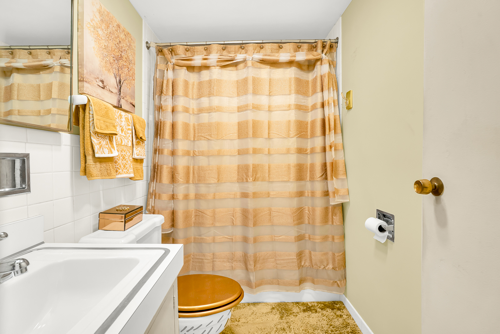 1139 Leavitt Avenue 308 Property Photo 12