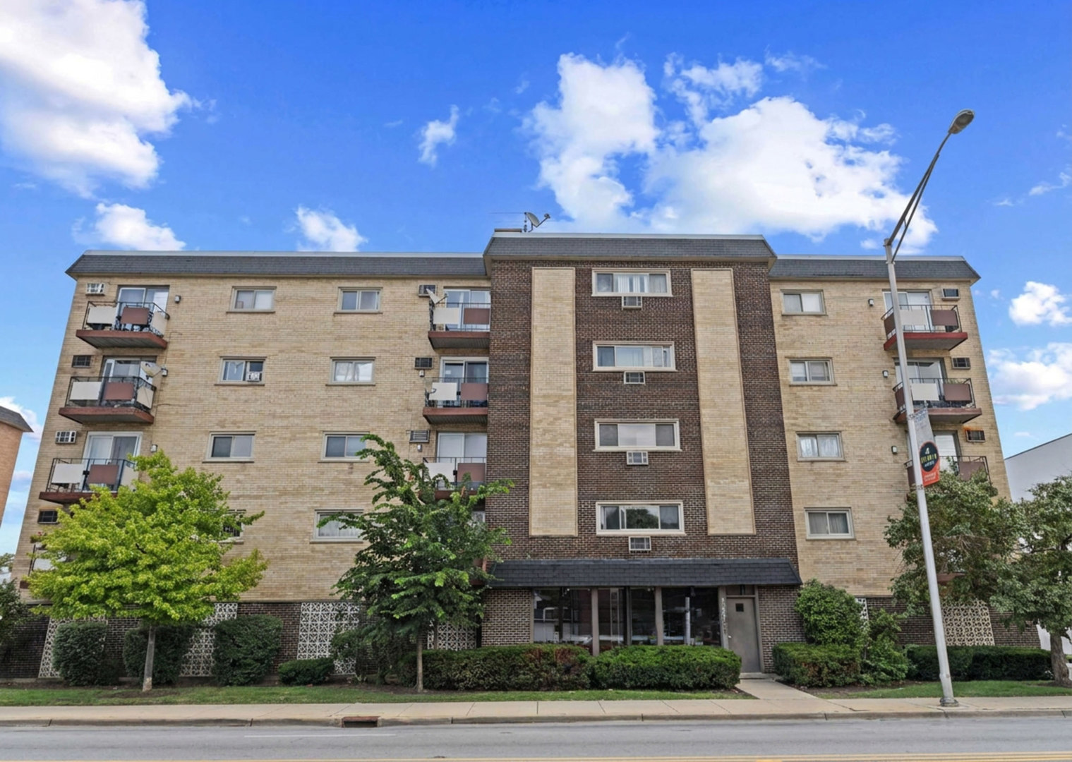 1247 S Harlem Avenue 103