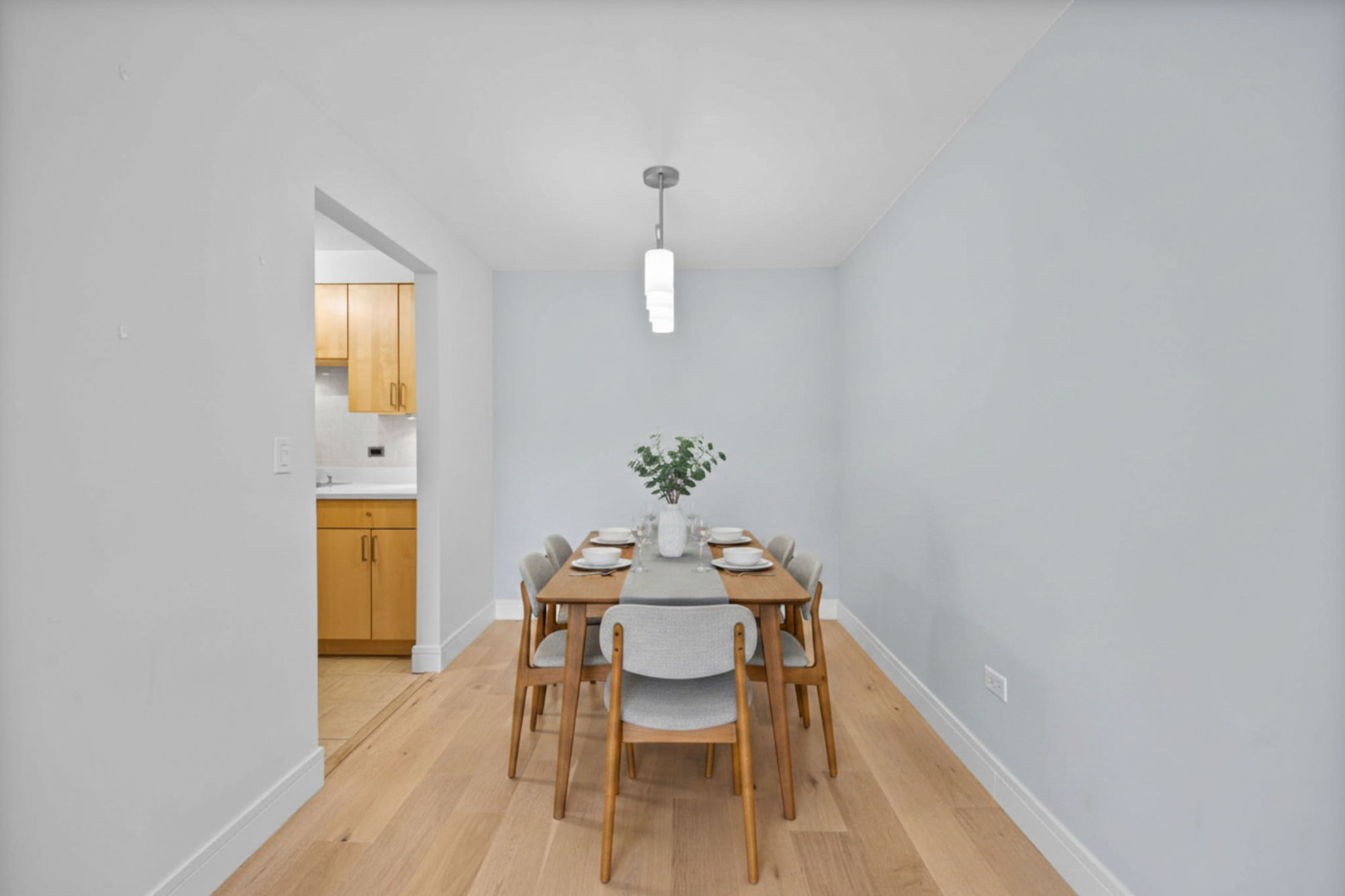 1247 S Harlem Avenue 103 Property Photo 4