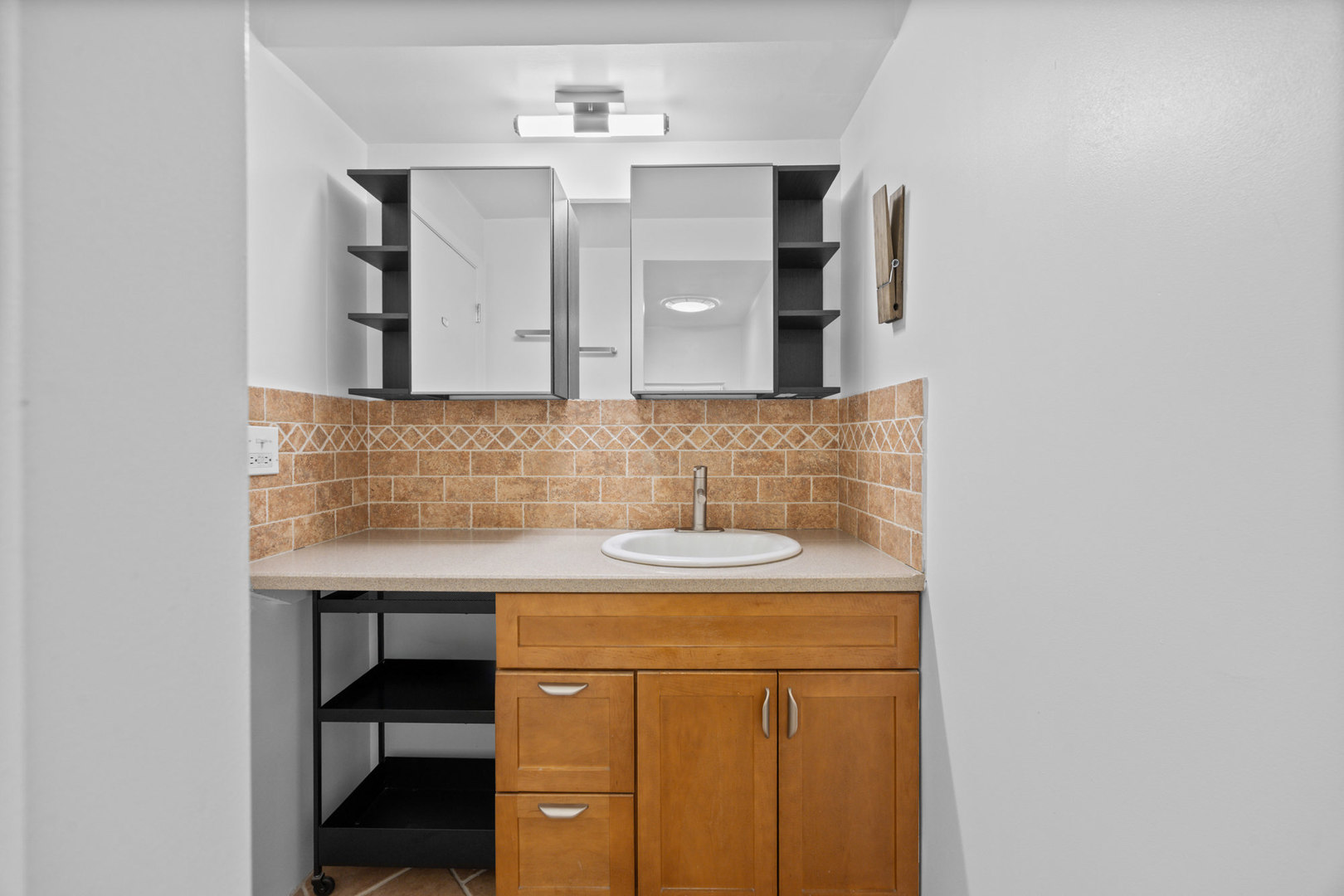 1247 S Harlem Avenue 103 Property Photo 10