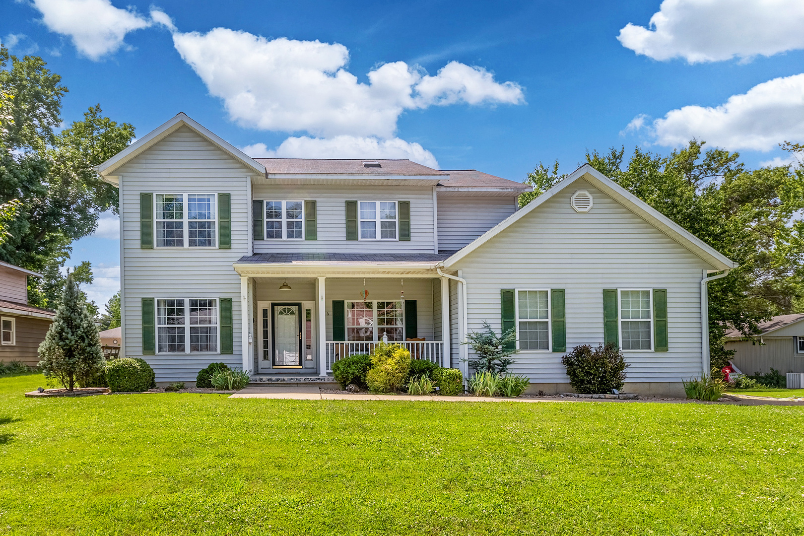 36 Edgewood Lane Property Photo 1
