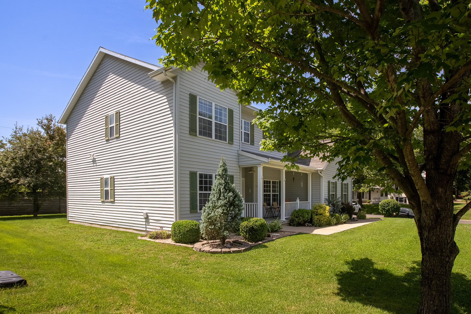 36 Edgewood Lane Property Photo 3