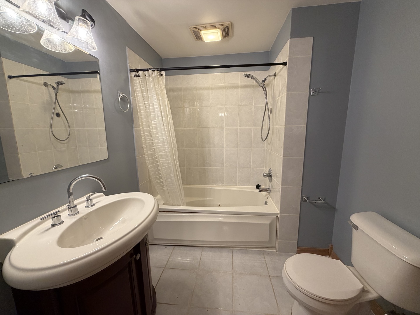 6313 S Oak Park Avenue 1c Property Photo 12