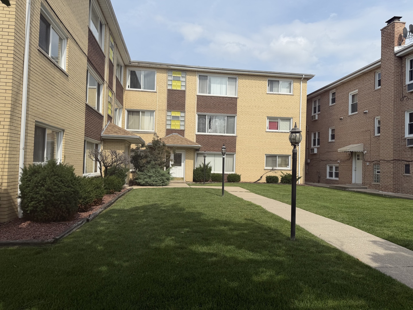 6313 S Oak Park Avenue 1c Property Photo 15