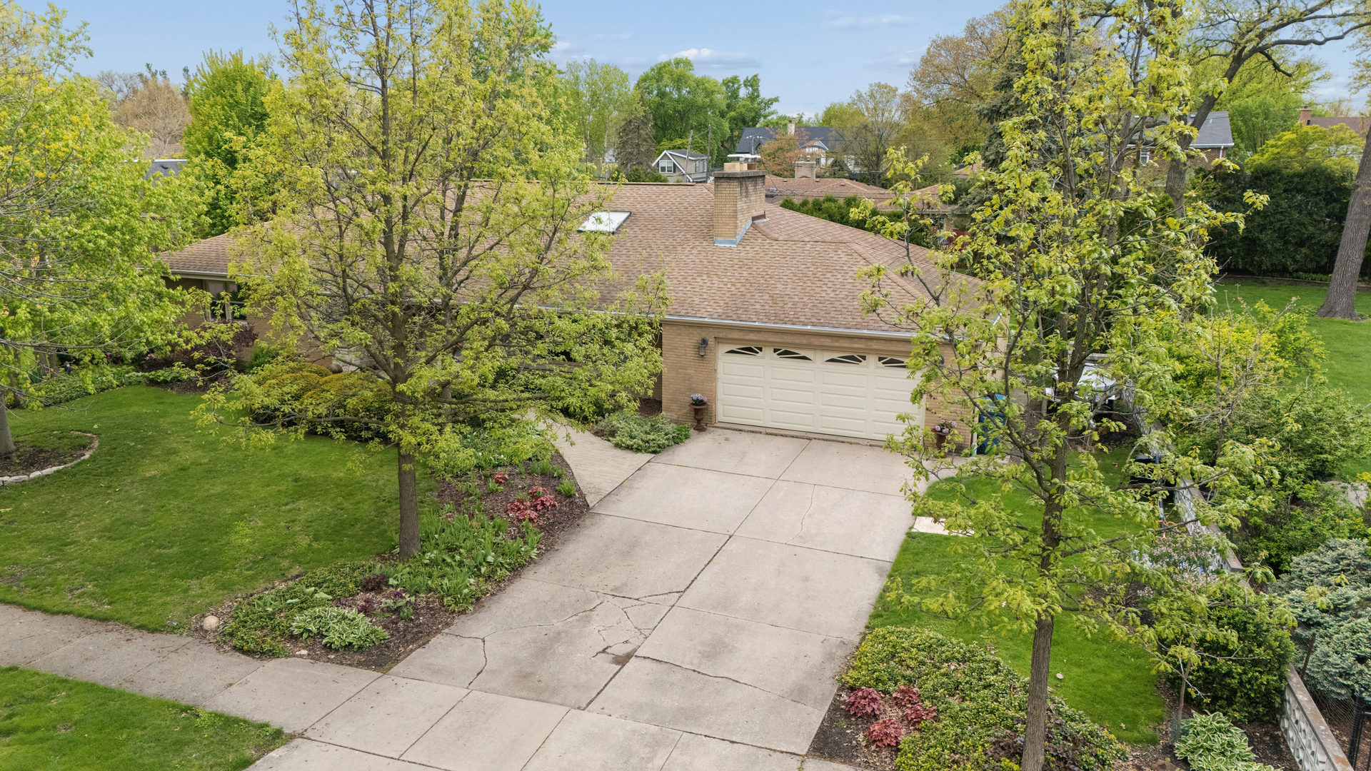 459 E Ridge Avenue Property Photo 3