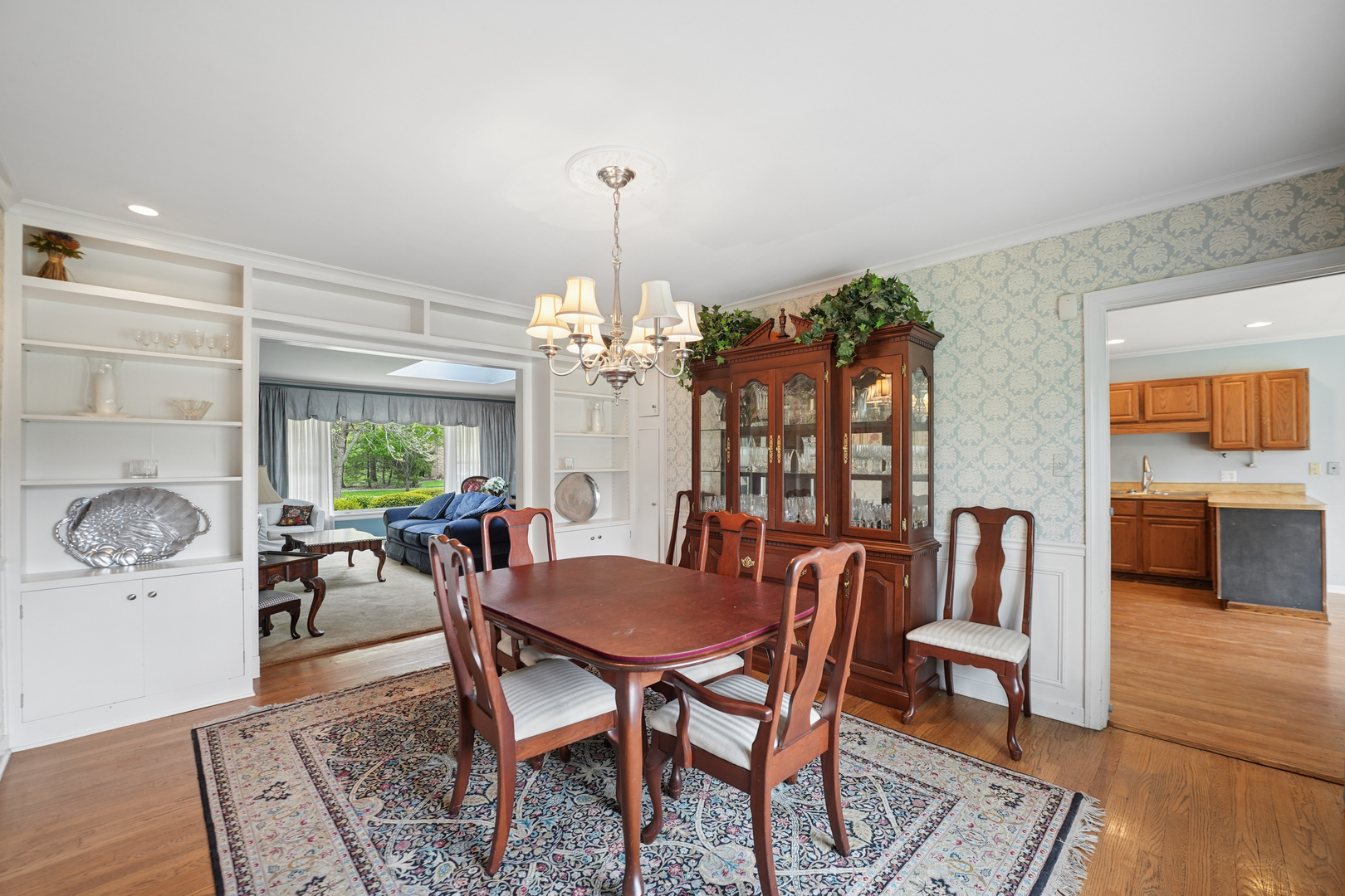 459 E Ridge Avenue Property Photo 8