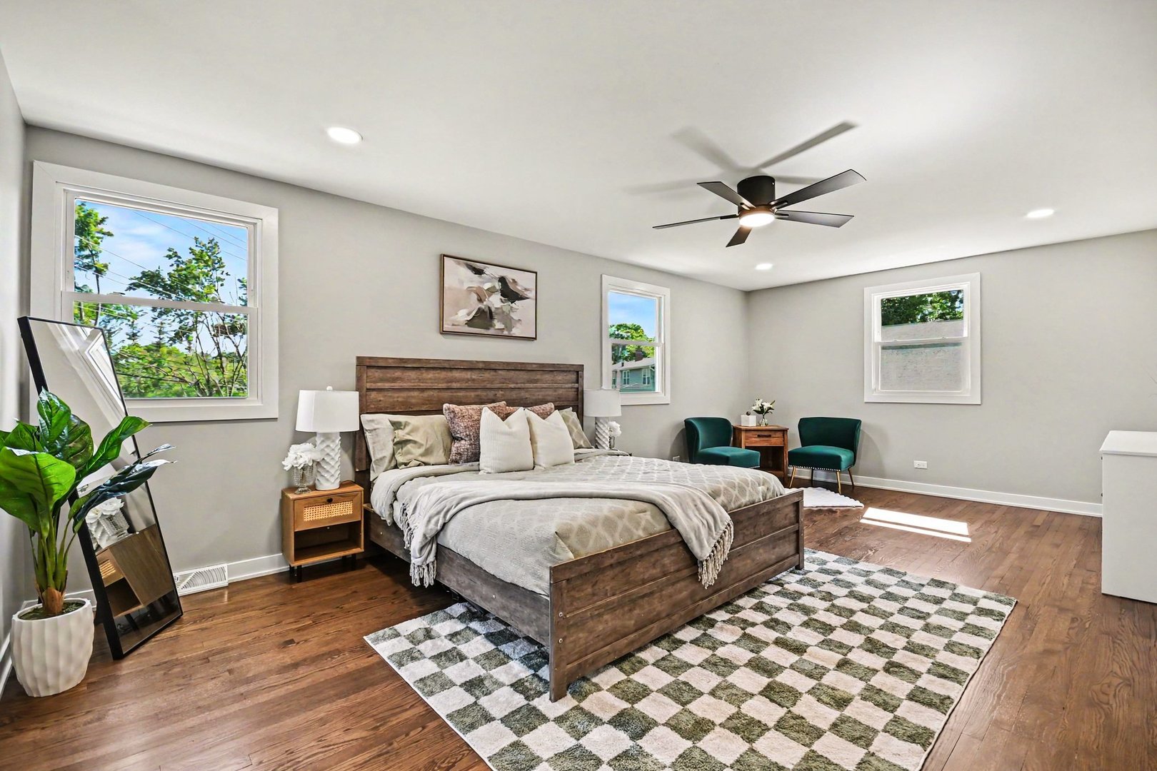 1504 Pfingsten Road Property Photo 26