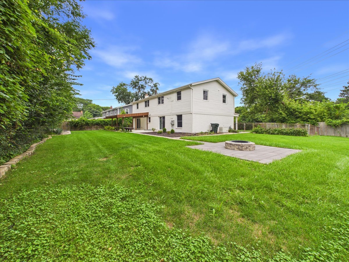 1504 Pfingsten Road Property Photo 50