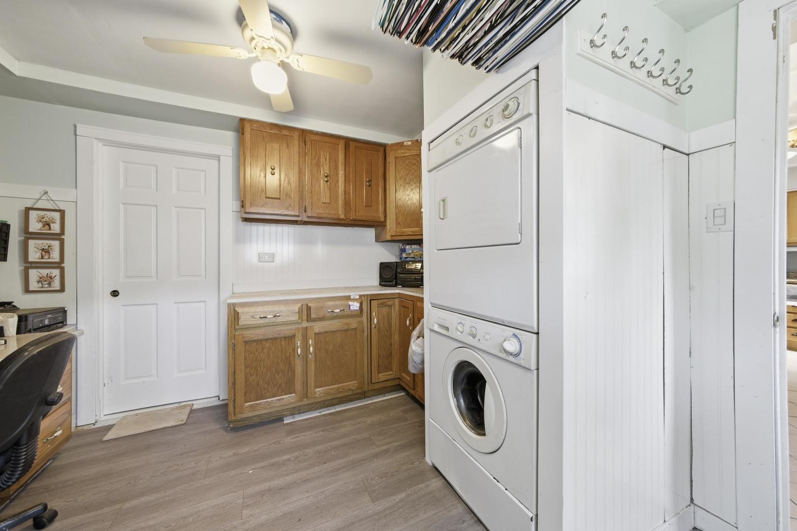 103 E 14th Street Property Photo 14