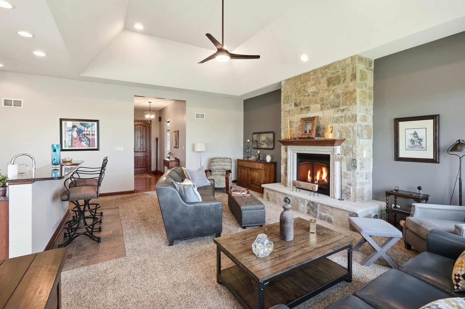 1153 Ash Street Property Photo 4