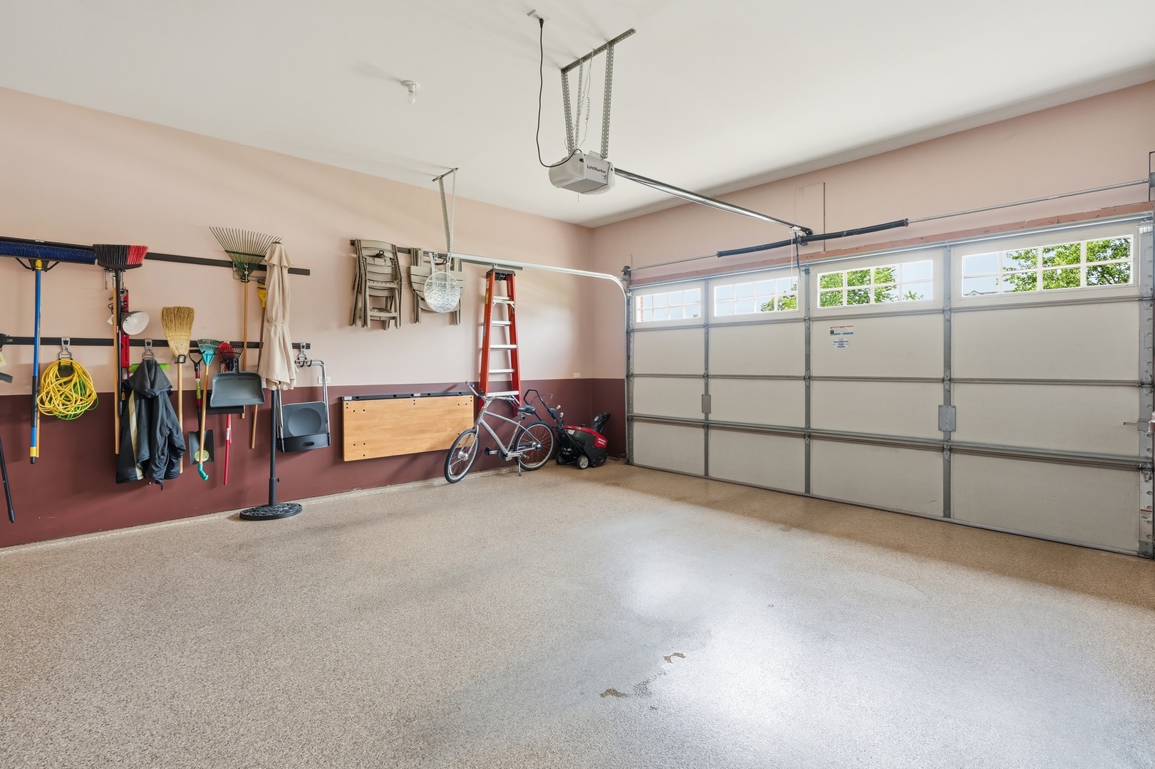 1153 Ash Street Property Photo 28