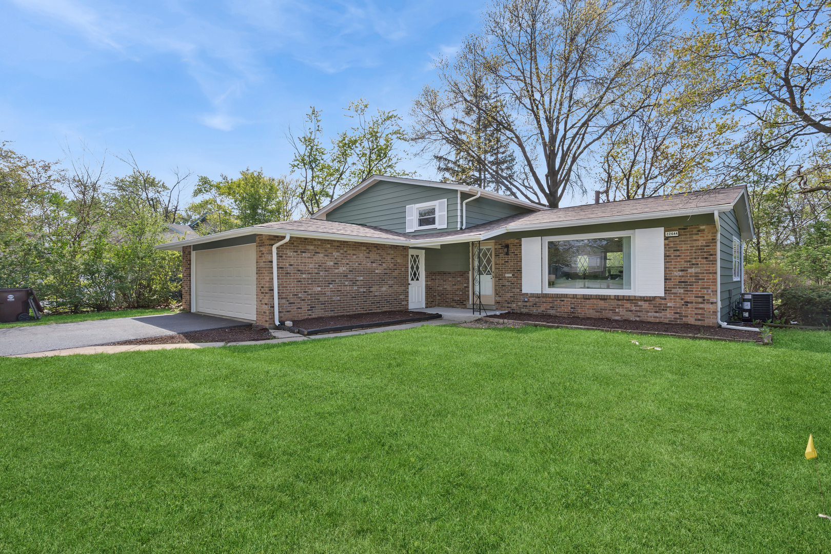 22644 Lakeshore Drive Property Photo 2
