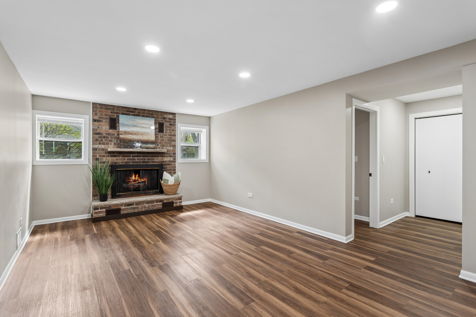 22644 Lakeshore Drive Property Photo 14