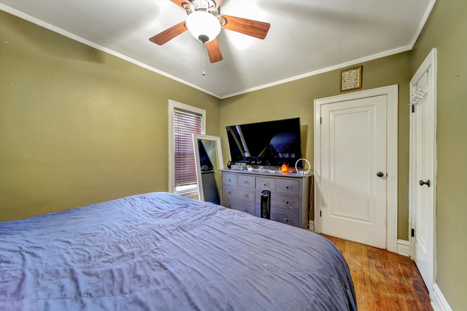 655 Albert Street Property Photo 16