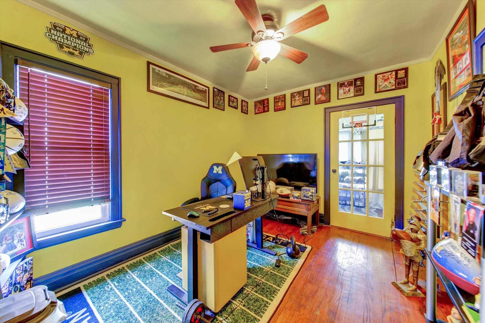 655 Albert Street Property Photo 17