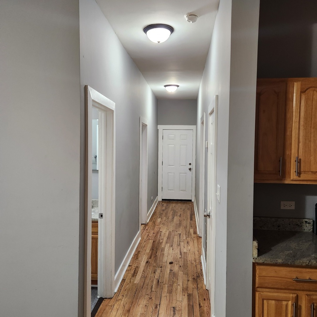 1264 S Saint Louis Avenue Property Photo 5