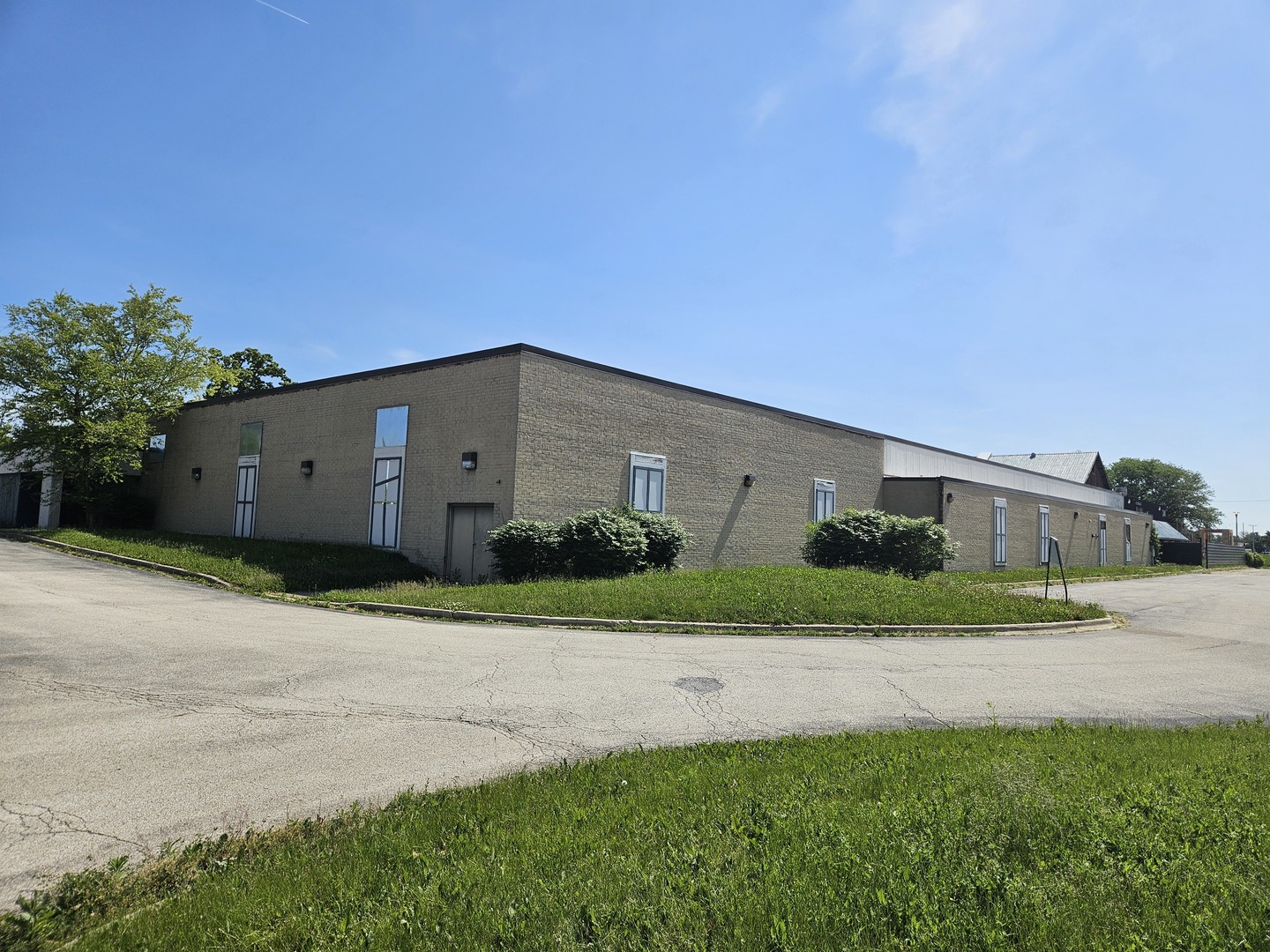 243 Roosevelt Road Property Photo 12