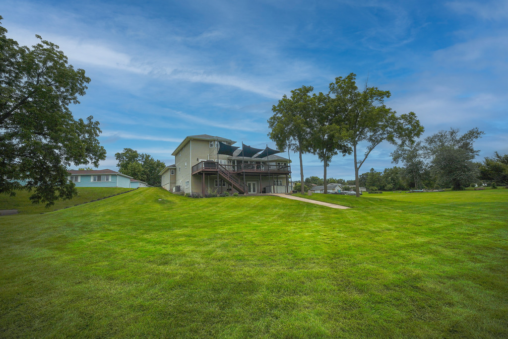 12696169 Property Photo 3