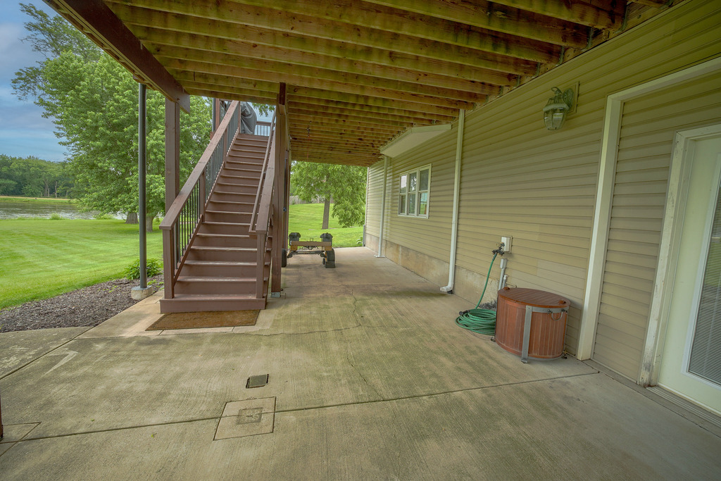 12696169 Property Photo 4