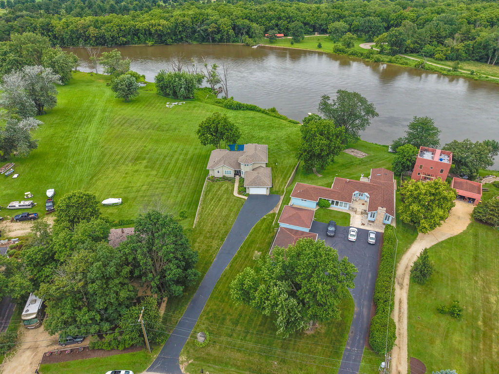 12696169 Property Photo 6