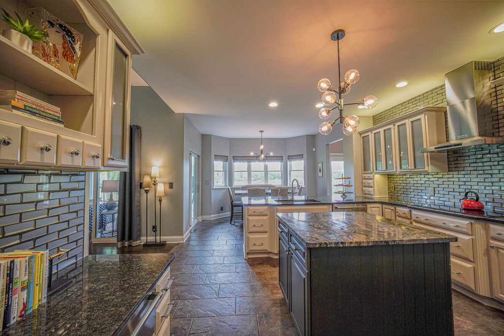 12696169 Property Photo 24