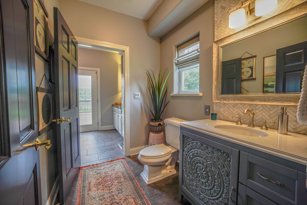 12696169 Property Photo 26