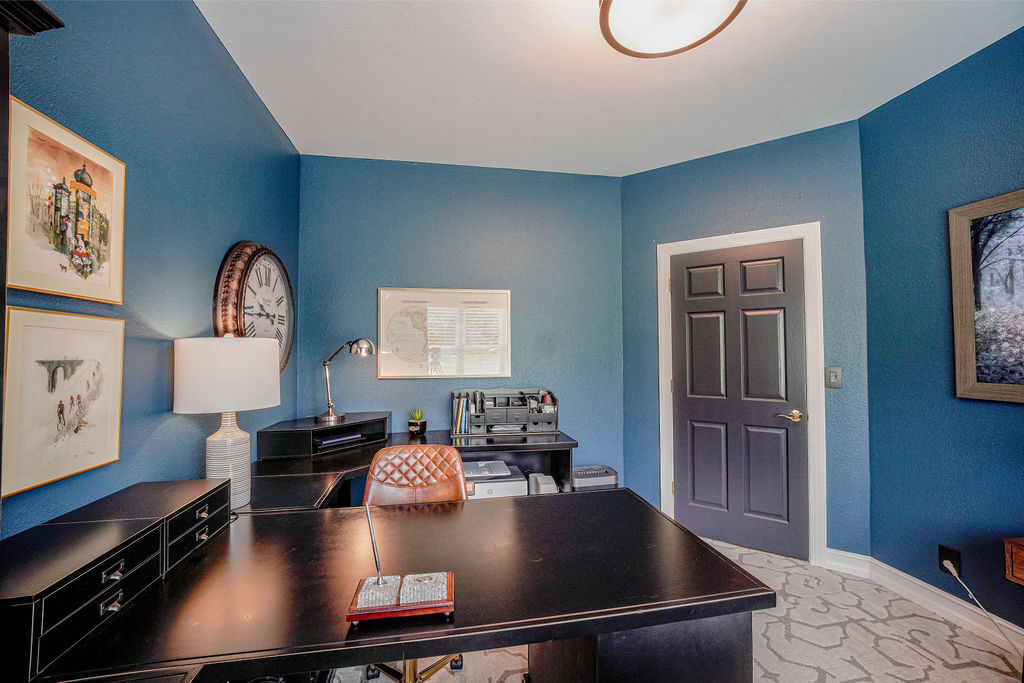 12696169 Property Photo 32