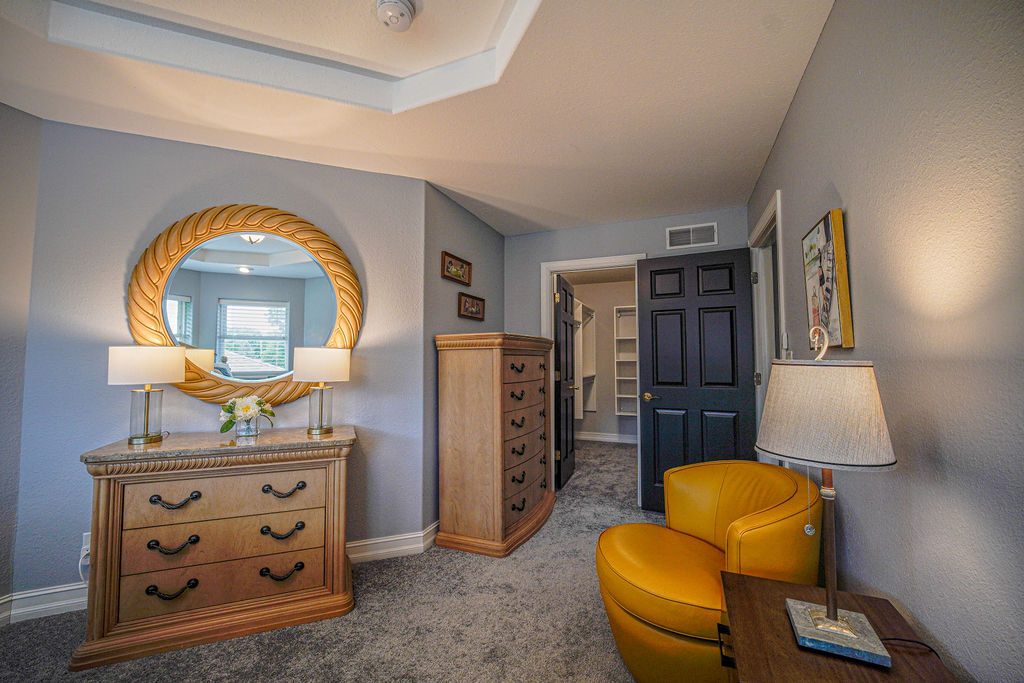 12696169 Property Photo 48