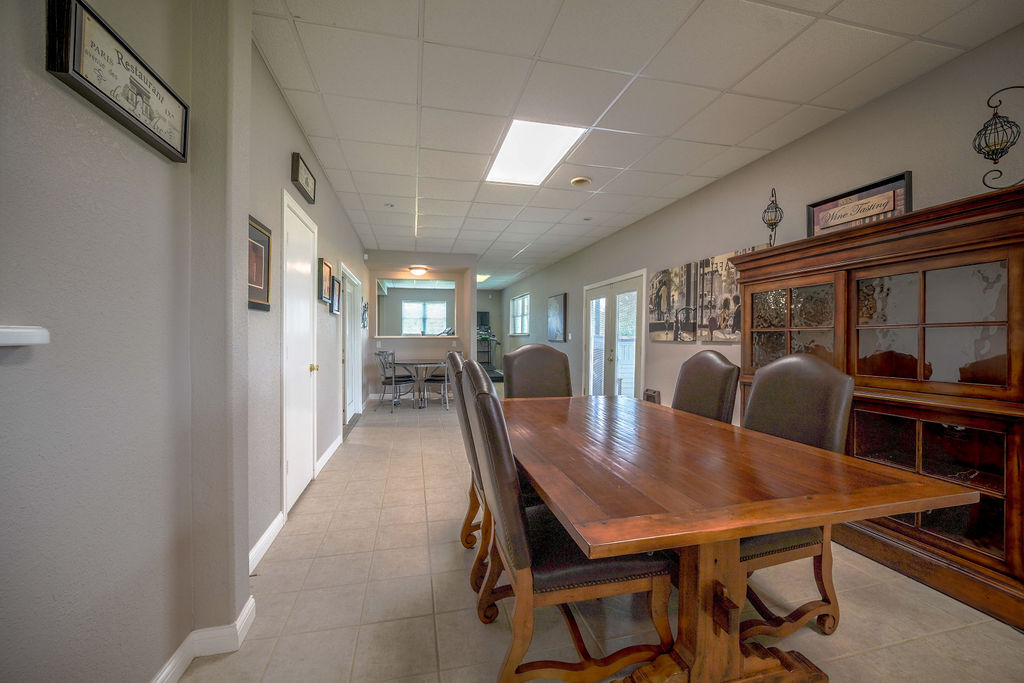 12696169 Property Photo 52