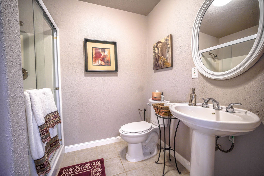 12696169 Property Photo 55