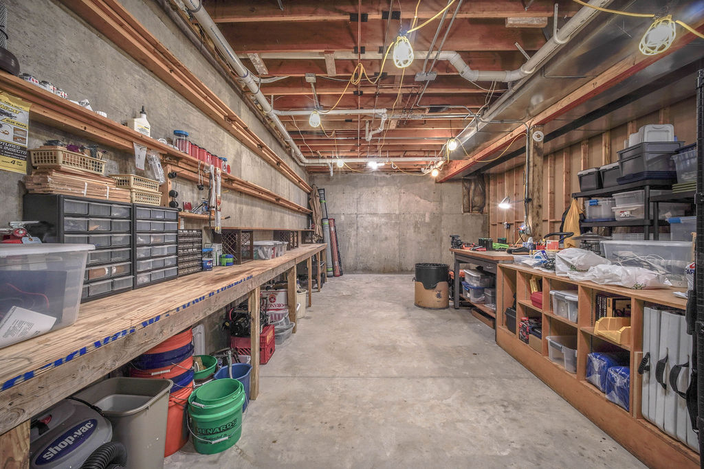 12696169 Property Photo 57