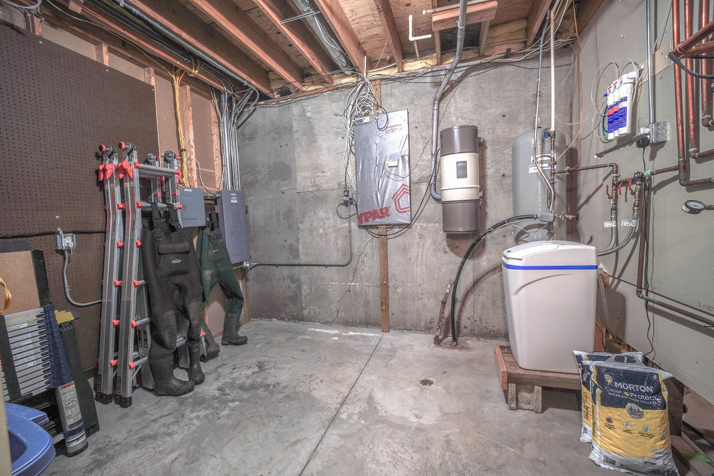12696169 Property Photo 60