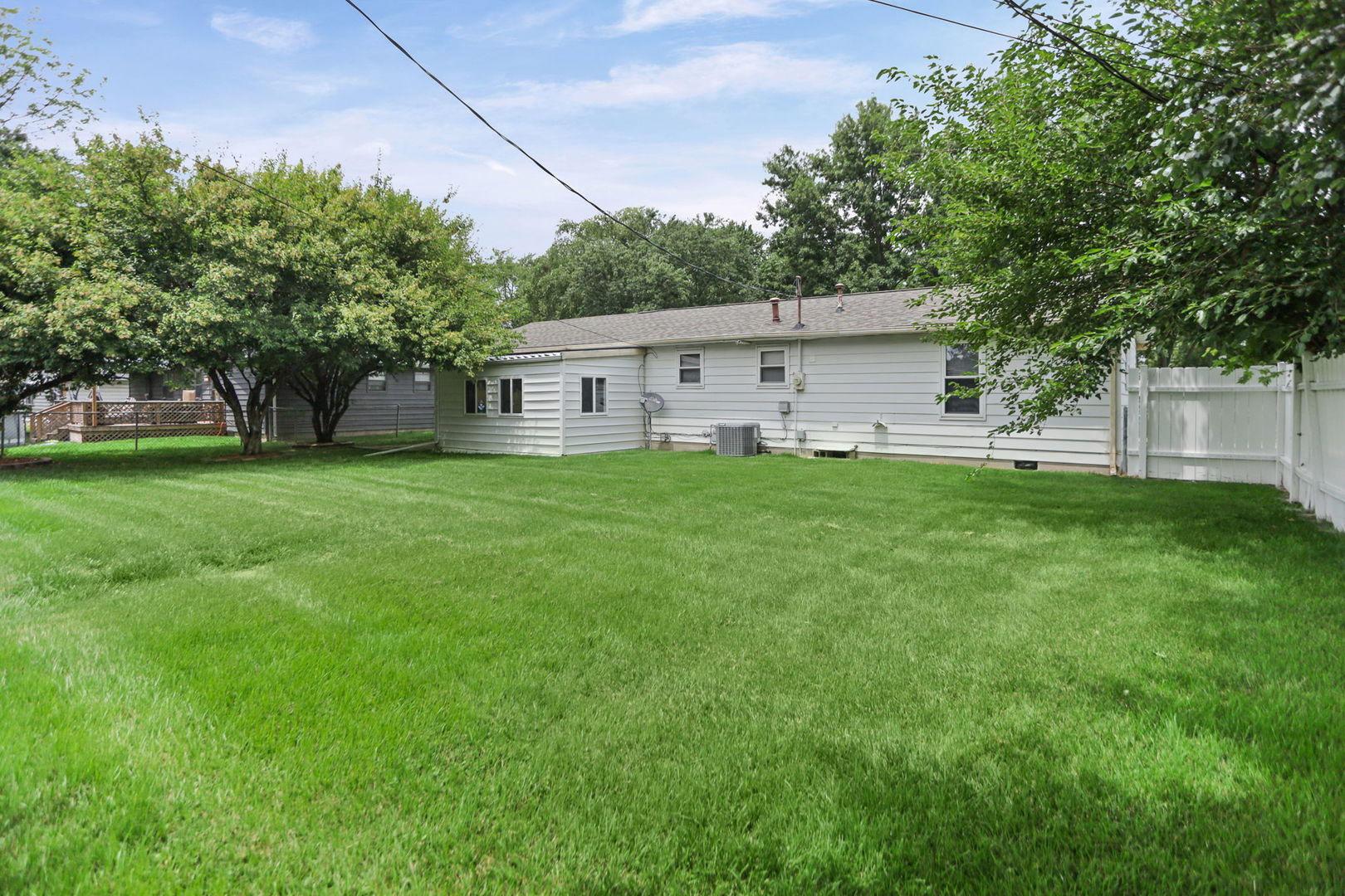 529 Marquis Avenue Property Photo 5