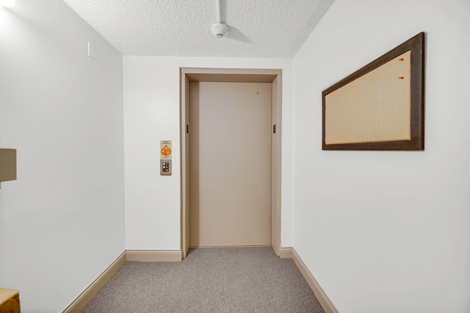 225 E Wing Street 302 Property Photo 5