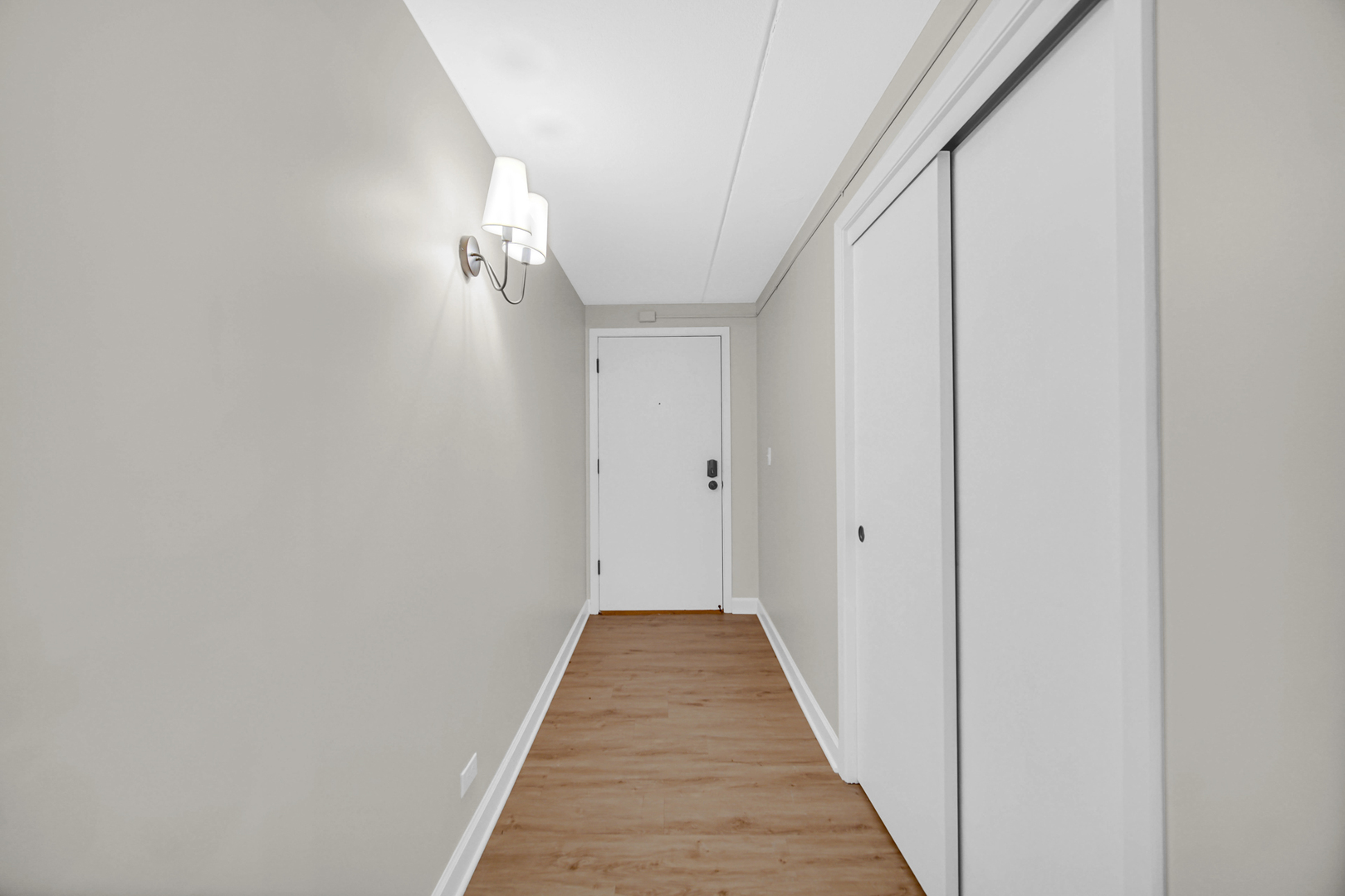 225 E Wing Street 302 Property Photo 6